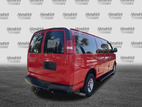 Used 2015 Chevrolet Express 3500 LS image 10