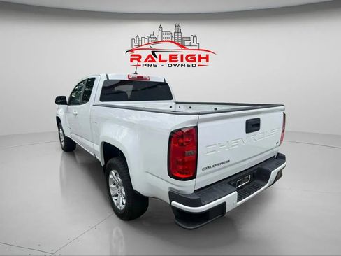 Used 2022 Chevrolet Colorado LT w/ Safety Package image 2