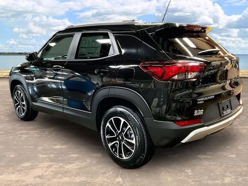 New 2026 Chevrolet TrailBlazer LT w/ Convenience Package image 3