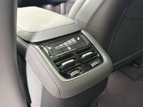 New 2026 Volvo XC90 B6 Core w/ Protection Package Premier image 25