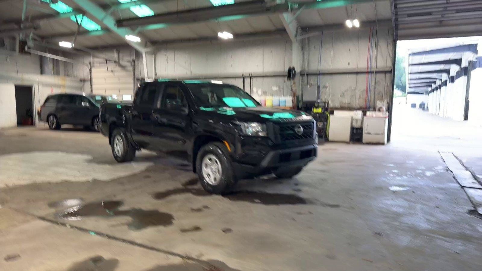 Used 2022 Nissan Frontier S w/ Technology Package AWD/4WD image 7