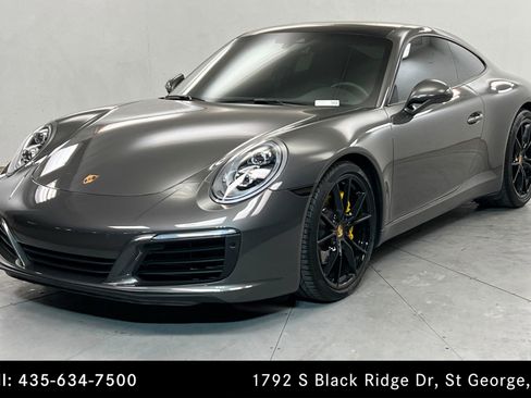 Used 2018 Porsche 911 Carrera RWD image 1