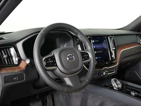 Certified 2023 Volvo XC60 B5 Ultimate w/ Climate Package image 14