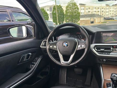 Used 2019 BMW 330i xDrive Sedan w/ Driving Assistance Package AWD/4WD image 25