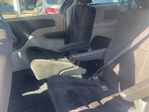 Used 2015 Dodge Grand Caravan SE w/ Quick Order Package 29E SE image 7