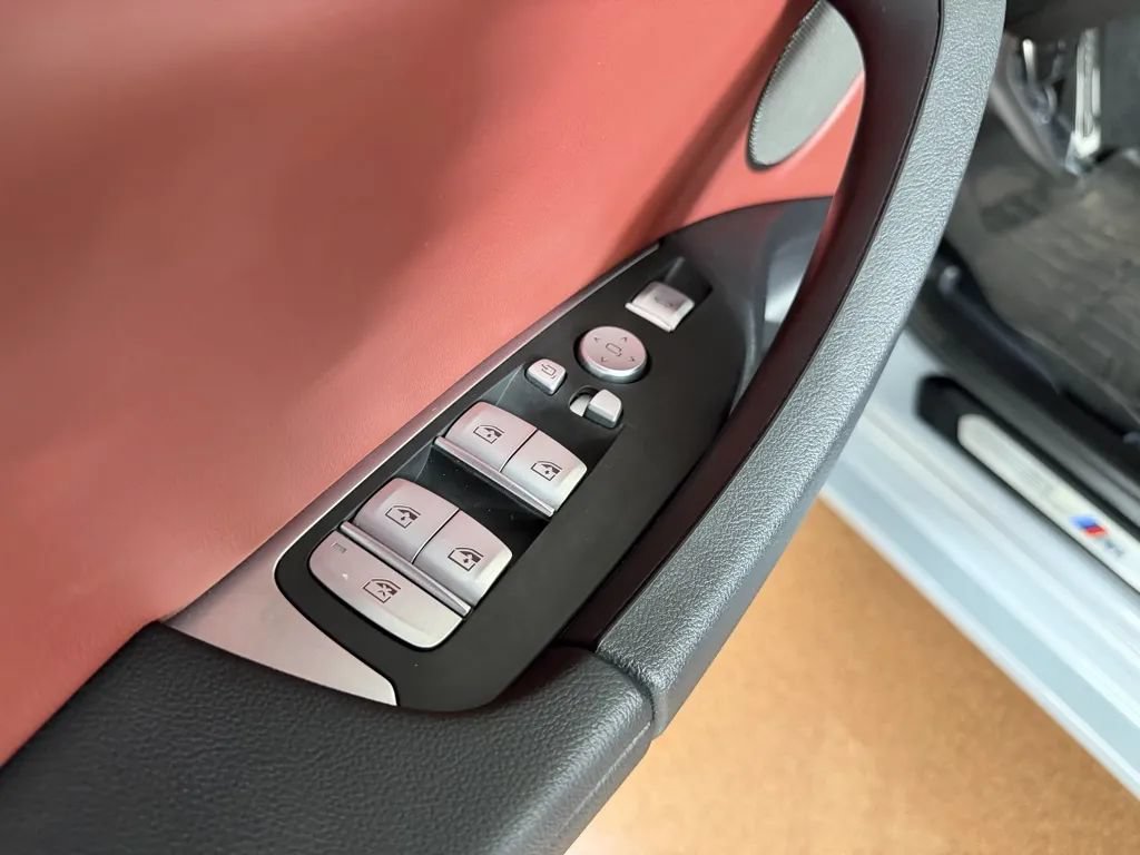 Used 2022 BMW X4 M40i w/ Premium Package AWD/4WD image 19