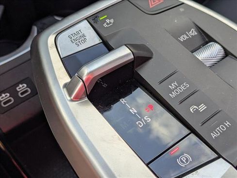 Used 2025 BMW X2 xDrive28i image 11