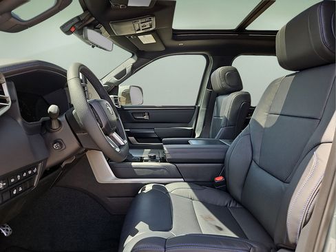 New 2026 Toyota Tundra Platinum AWD/4WD image 20