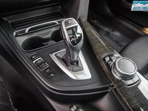 Used 2017 BMW 330i Gran Turismo xDrive image 19