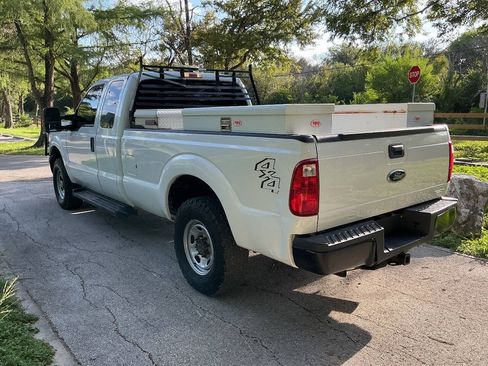 Used 2013 Ford F250 XL w/ PWR Equipment Group AWD/4WD image 6