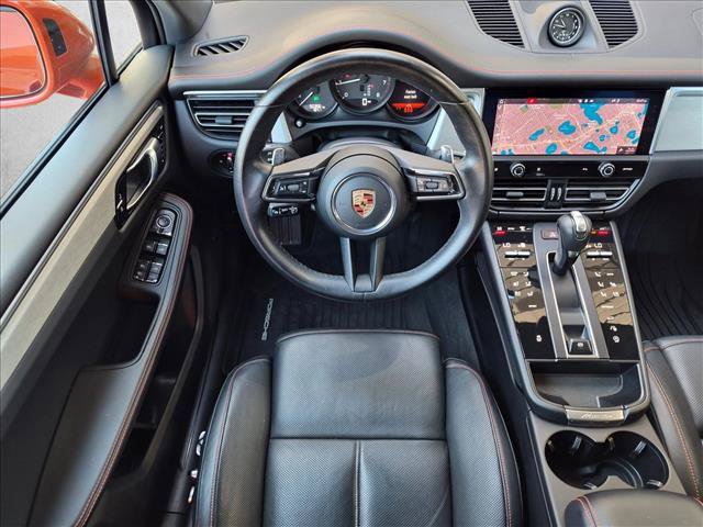Used 2024 Porsche Macan AWD/4WD image 15