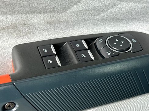 Used 2023 Ford Maverick XLT FWD image 12
