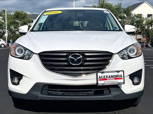 Used 2016 MAZDA CX-5 Touring w/ Bose/Moonroof Package FWD image 3