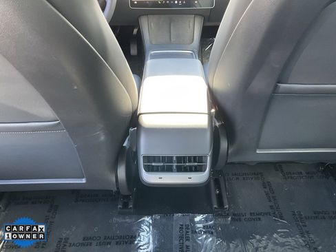 Used 2023 Tesla Model 3 Standard Range image 36