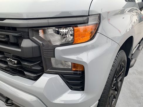 Used 2024 Chevrolet Silverado 1500 Custom w/ Turbomax Blackout Package image 29