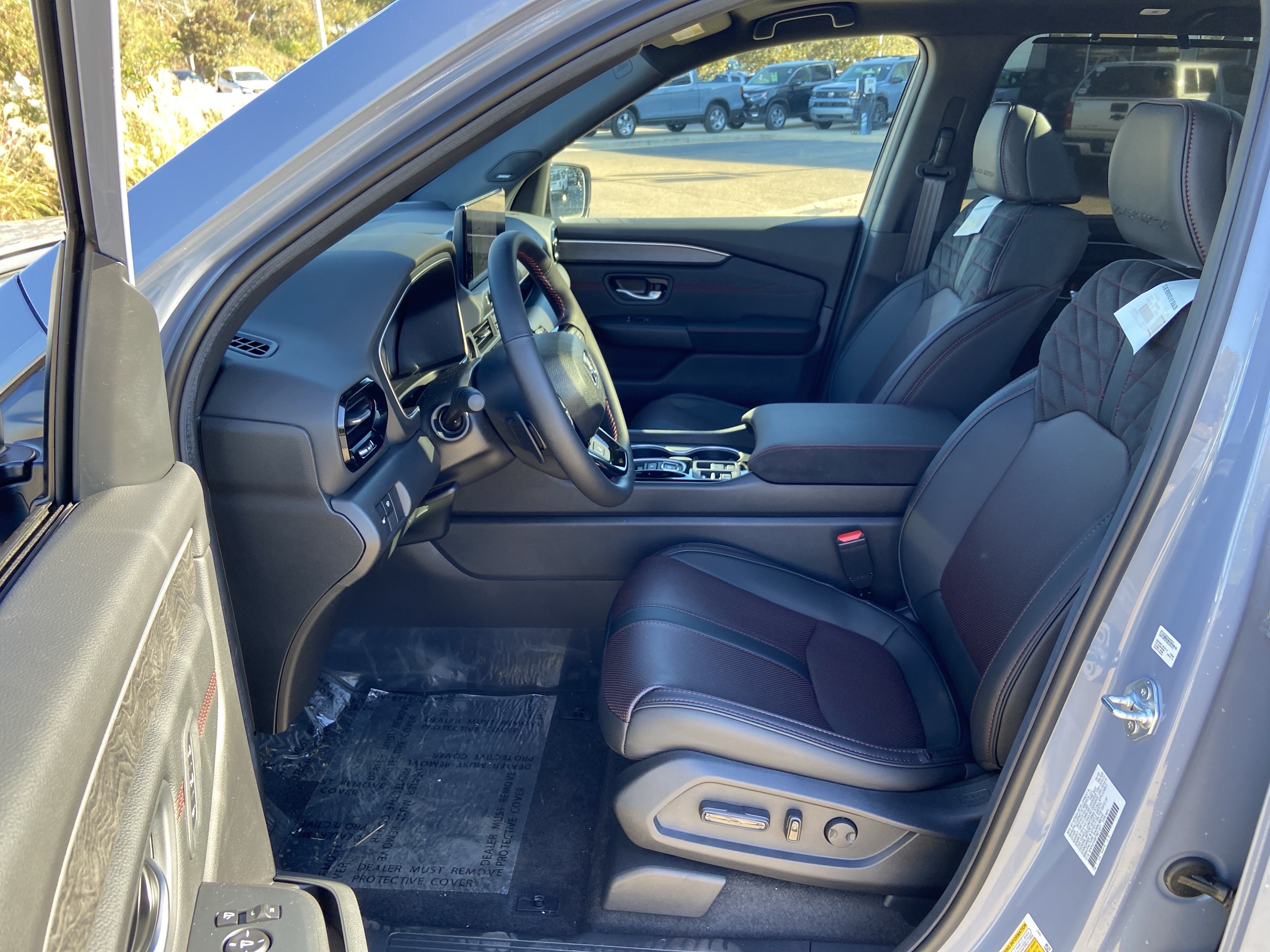 New 2026 Honda Pilot Black Edition image 31