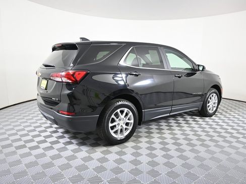 Used 2023 Chevrolet Equinox LT image 7