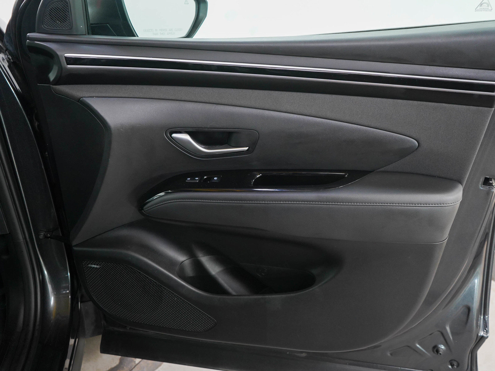 Used 2023 Hyundai Tucson Limited w/ Cargo Package AWD/4WD image 12