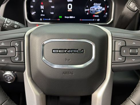 Used 2026 GMC Sierra 3500 Denali w/ Denali Reserve Package AWD/4WD image 25