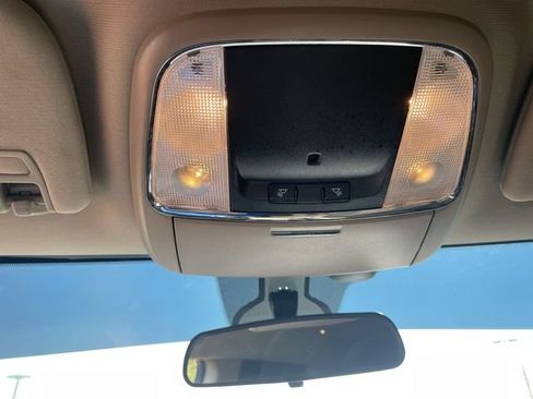 Used 2021 Jeep Grand Cherokee Laredo AWD/4WD image 23