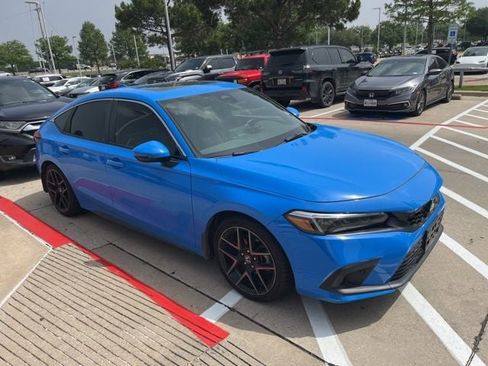 Used 2024 Honda Civic Sport Touring image 6