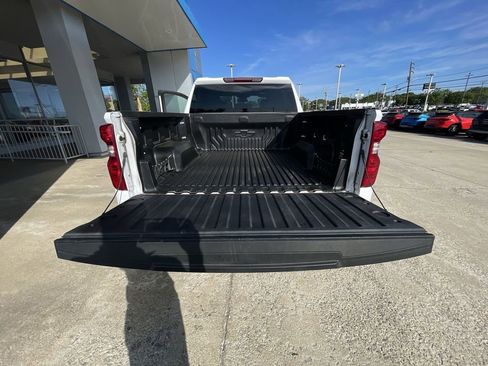 Used 2023 Chevrolet Silverado 1500 Custom AWD/4WD image 25