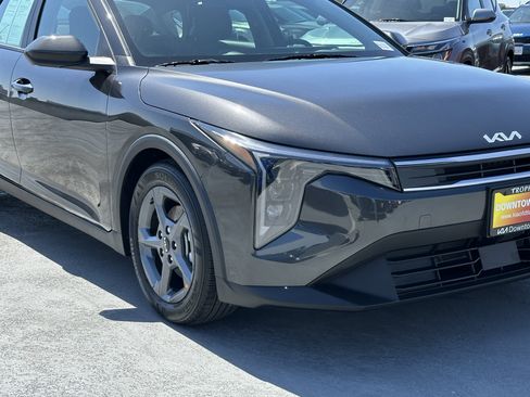 Certified 2026 Kia K4 FWD image 11