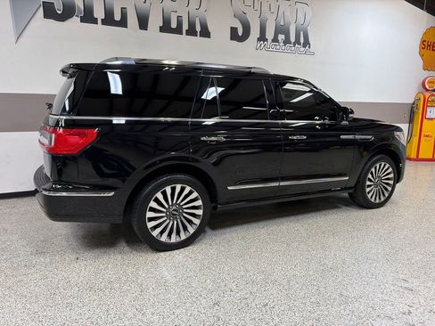 Used 2019 Lincoln Navigator Reserve AWD/4WD image 36