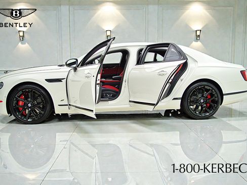 Certified 2023 Bentley Flying Spur S V8 image 4