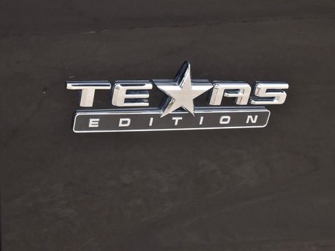 Used 2025 Chevrolet Silverado 1500 LT w/ Texas Edition Plus image 38