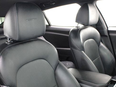 Used 2021 Kia Stinger GT image 45