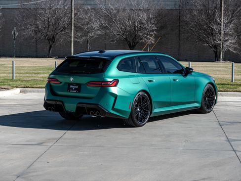 New 2026 BMW M5 Touring image 7