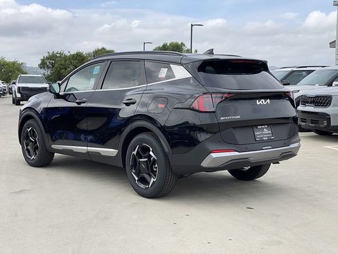 New 2026 Kia Sportage EX FWD image 6