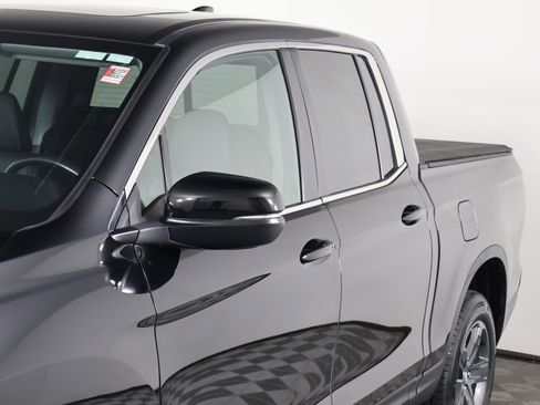 Used 2023 Honda Ridgeline RTL image 13