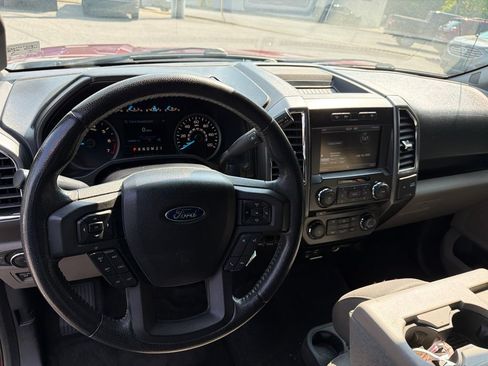 Used 2015 Ford F150 XLT w/ Equipment Group 302A Luxury AWD/4WD image 10