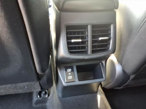 Used 2024 Kia Seltos S FWD image 27
