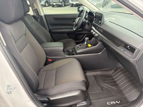Used 2024 Honda CR-V EX image 9