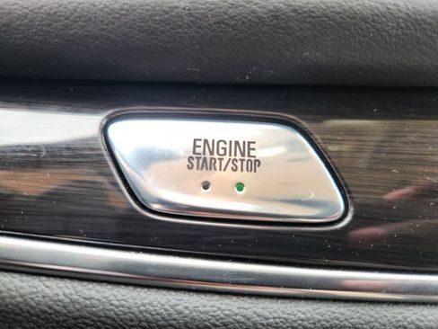 Used 2024 Buick Enclave Essence w/ Experience Buick Package AWD/4WD image 19