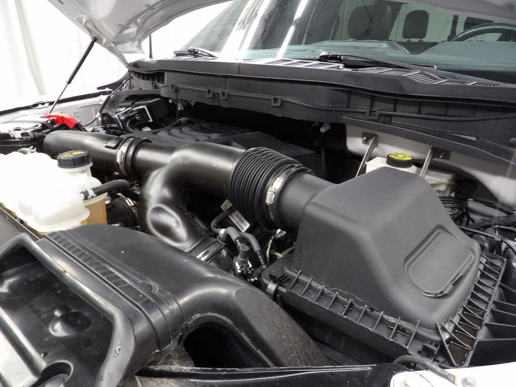Used 2023 Ford F150 Lariat w/ Equipment Group 502A High AWD/4WD image 32