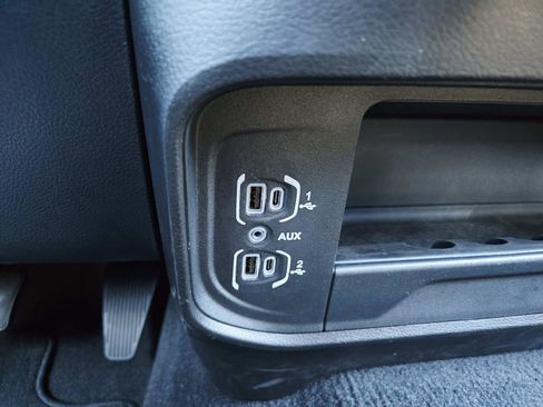 Used 2024 RAM 2500 Big Horn w/ Night Edition image 34