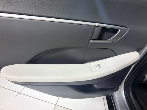 Certified 2025 Hyundai Sonata SEL FWD image 25