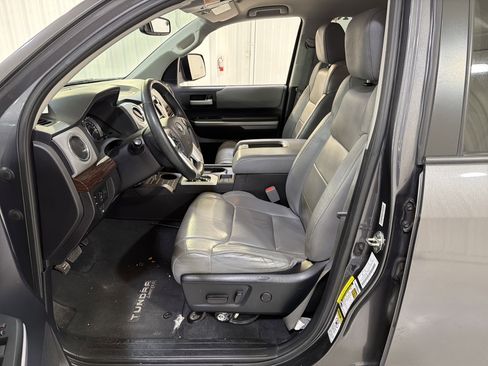 Used 2016 Toyota Tundra Limited image 10