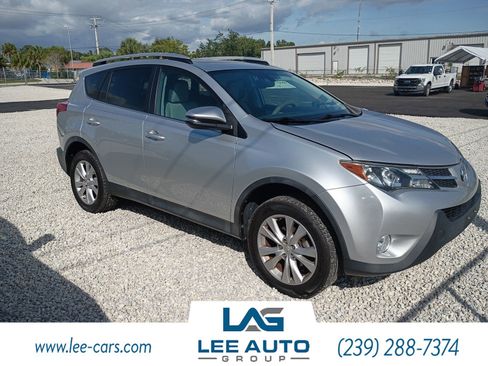 Used 2014 Toyota RAV4 Limited w/ Technology Package FWD image 1