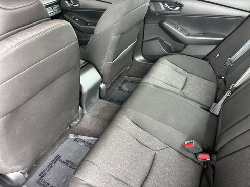 Used 2023 Honda Accord EX image 14