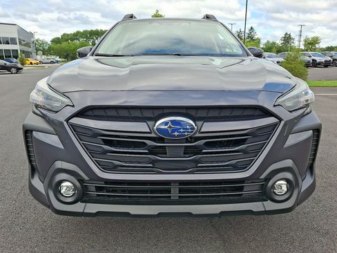 Certified 2025 Subaru Outback Premium AWD/4WD image 3