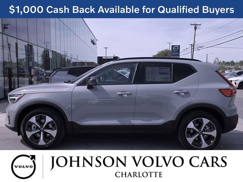 New 2026 Volvo XC40 B5 Plus w/ Protection Package Premier image 8