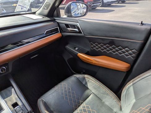 Used 2022 Mitsubishi Outlander SEL image 19