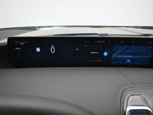 New 2025 Ford Expedition Platinum w/ Driver's Package image 3