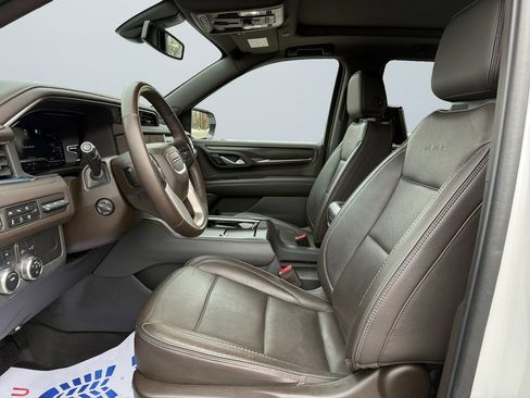 Used 2022 GMC Yukon Denali image 9