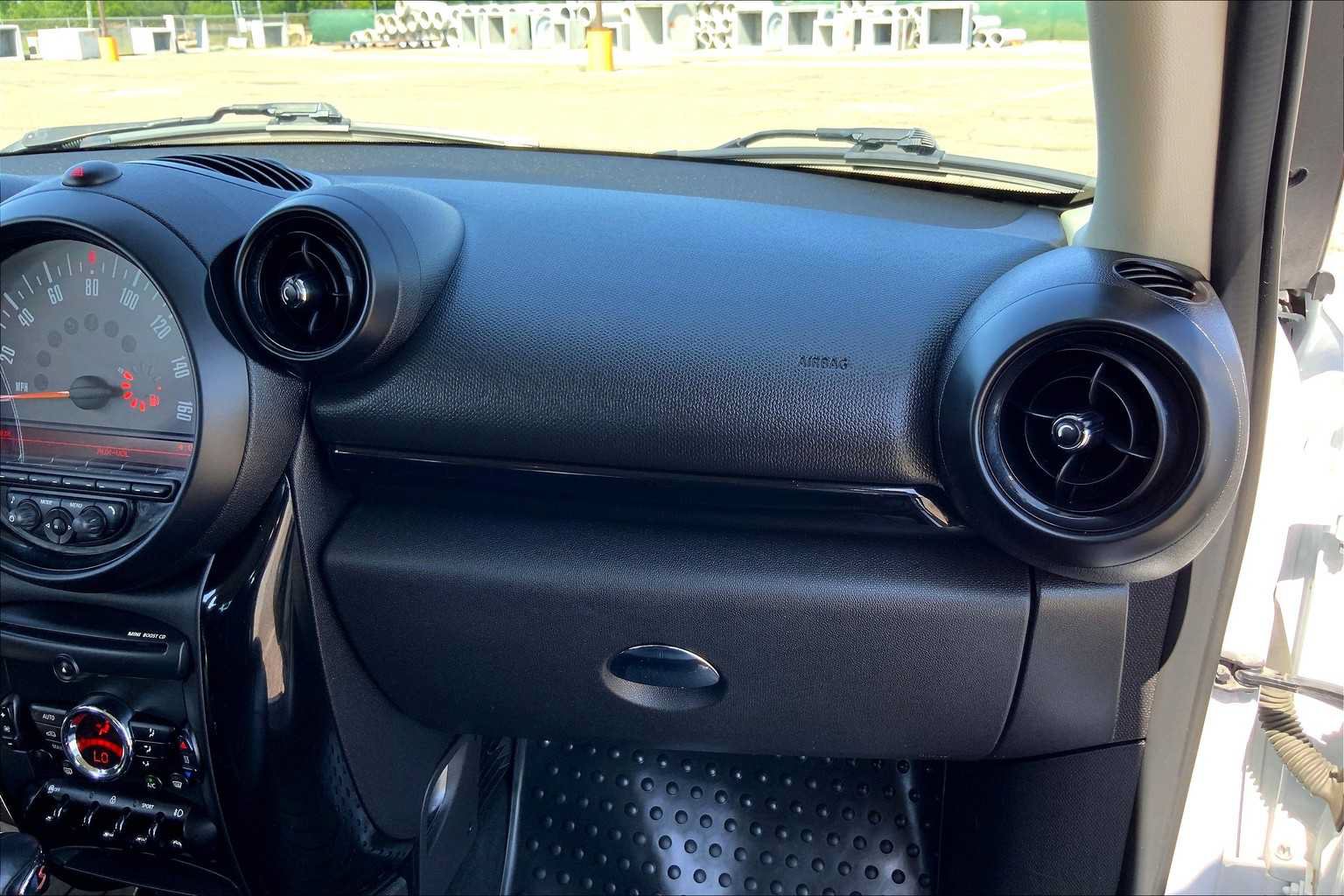 Used 2016 MINI Cooper Countryman S FWD image 18
